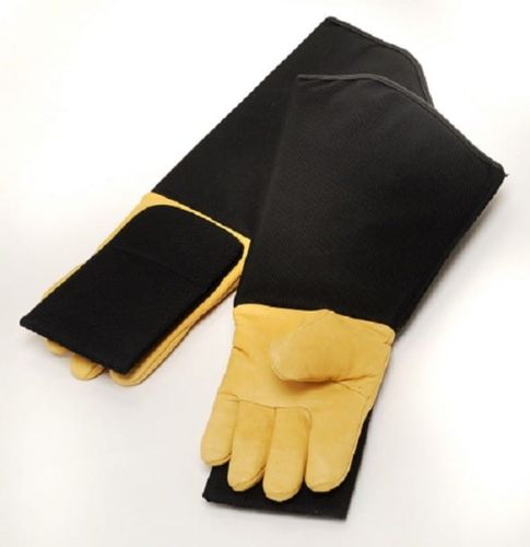 Ochranné rukavice s kavlarem model VP-200 Rękawice VP-200 24,01,01.jpg